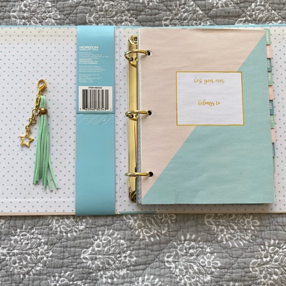 Creative you binder planner! - Picture 2 of 7